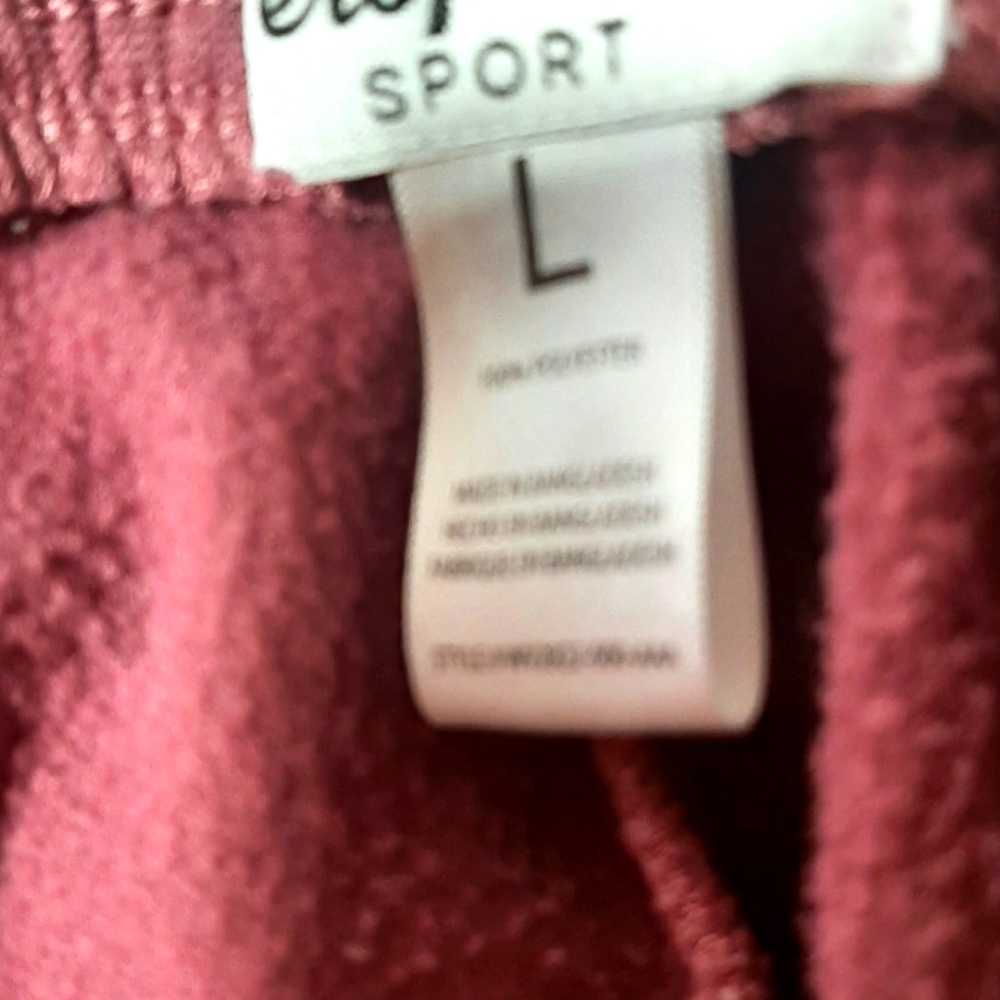 2 pair Apostle capri sweats, pink size large. Gray size Extra large